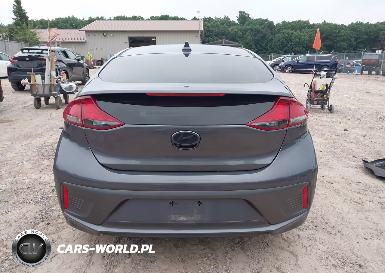 2020 Hyundai Ioniq Hybrid Blue VIN:KMHC65LC0LU185982 - 16