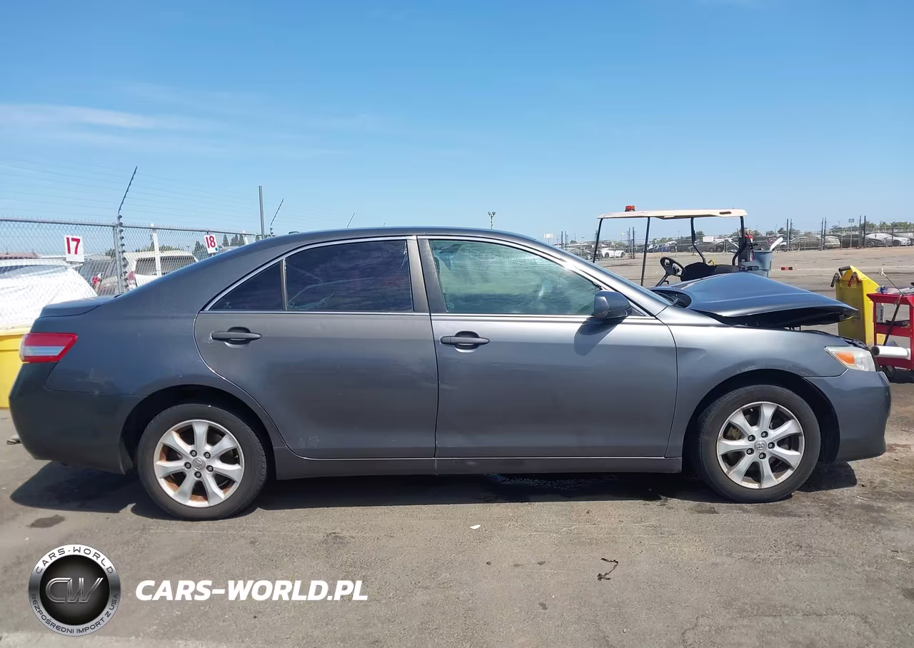 2011 Toyota Camry Le VIN:4T1BF3EK6BU622418 - 13