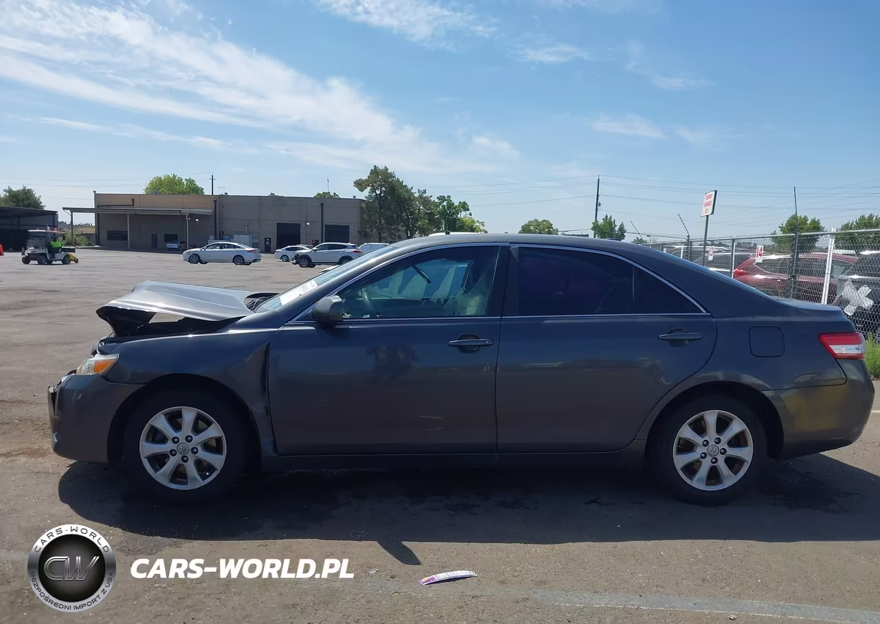 2011 Toyota Camry Le VIN:4T1BF3EK6BU622418 - 14