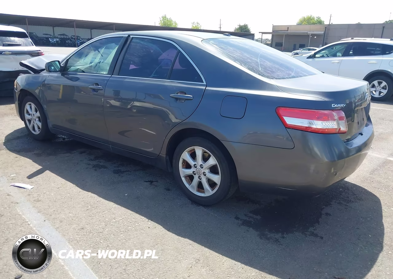 2011 Toyota Camry Le VIN:4T1BF3EK6BU622418 - 3