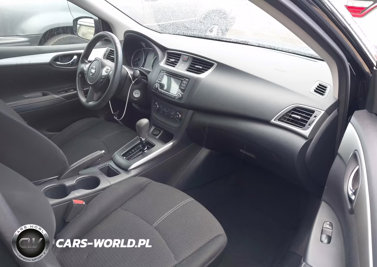2018 Nissan Sentra S VIN:3N1AB7AP2JY263782 - 5