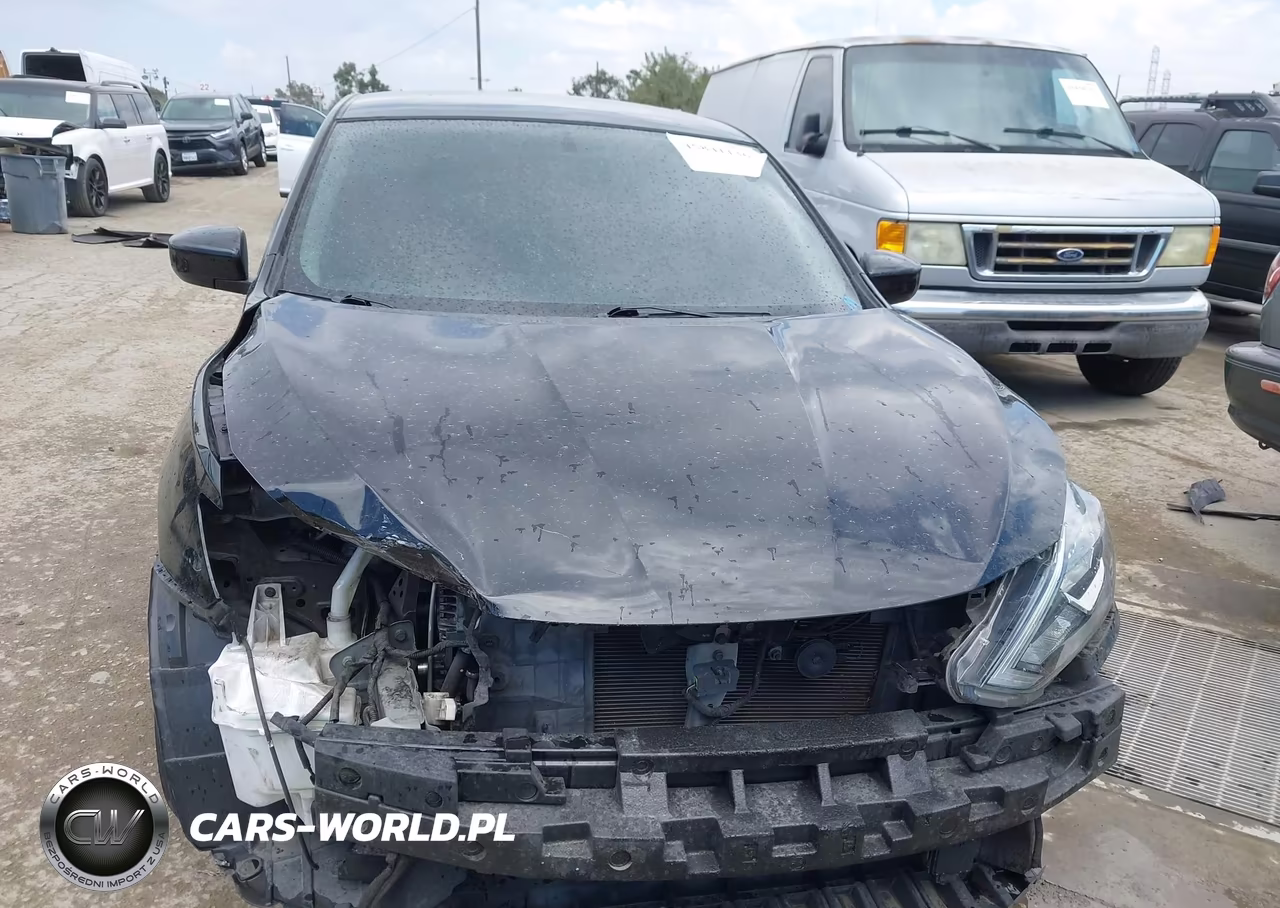 2018 Nissan Sentra S VIN:3N1AB7AP2JY263782 - 6