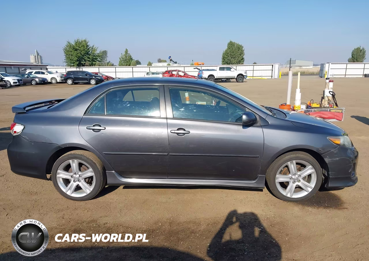 2013 Toyota Corolla S VIN:5YFBU4EE0DP137959 - 13