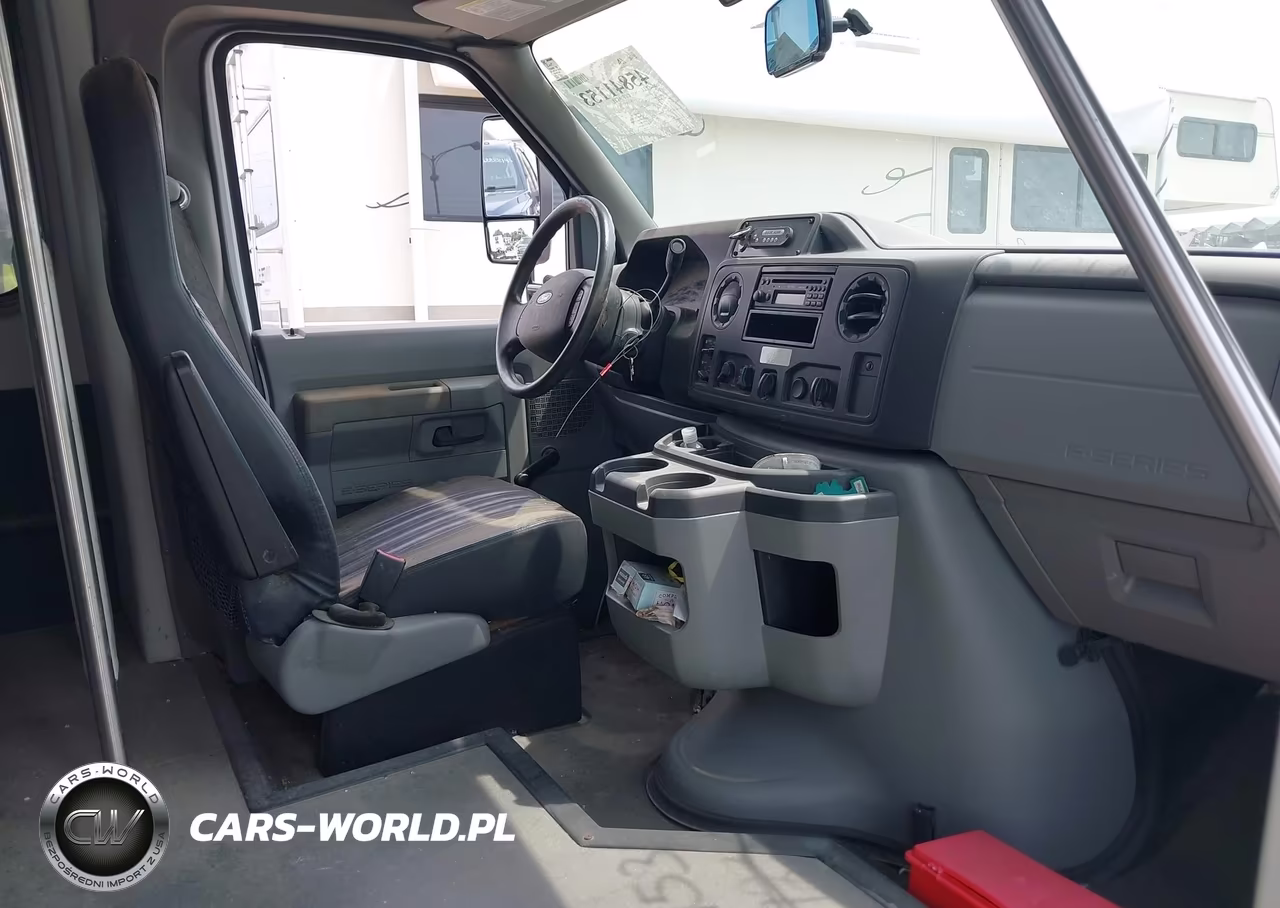 2019 Ford E-350 Cutaway VIN:1FDEE3FS4KDC51239 - 6