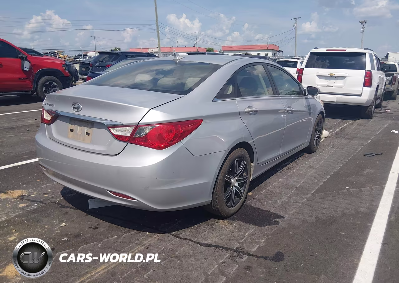 2011 Hyundai Sonata Gls VIN:5NPEB4AC1BH055160 - 4