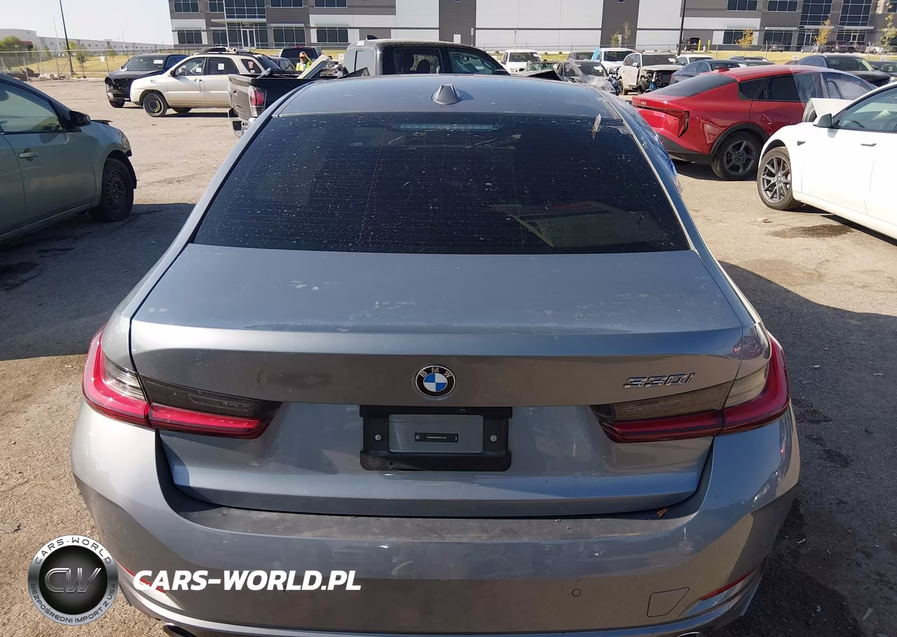 2025 BMW 330I VIN:3MW69CW06S8F74181 - 16