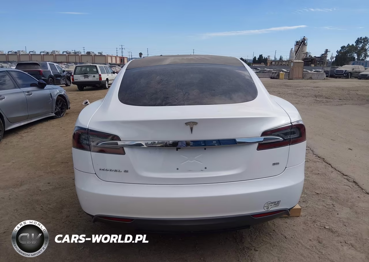 2013 Tesla Model S VIN:5YJSA1CN9DFP23016 - 15