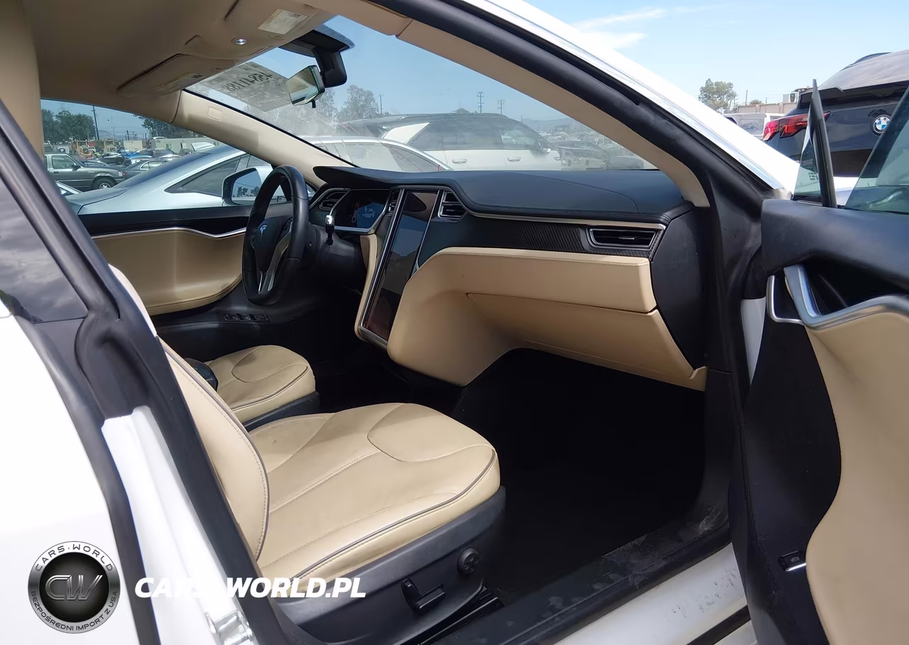 2013 Tesla Model S VIN:5YJSA1CN9DFP23016 - 5