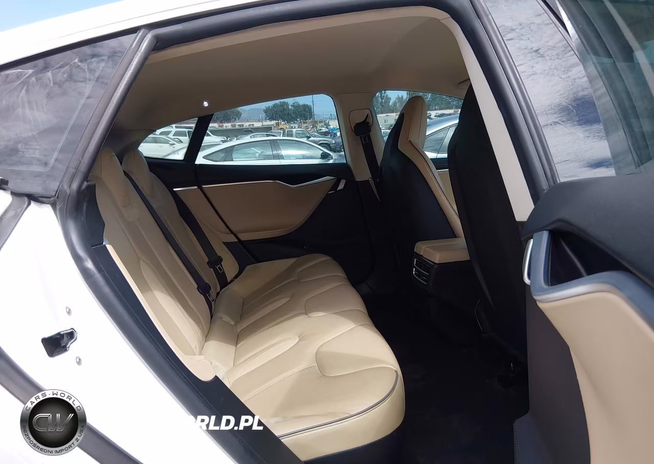 2013 Tesla Model S VIN:5YJSA1CN9DFP23016 - 8