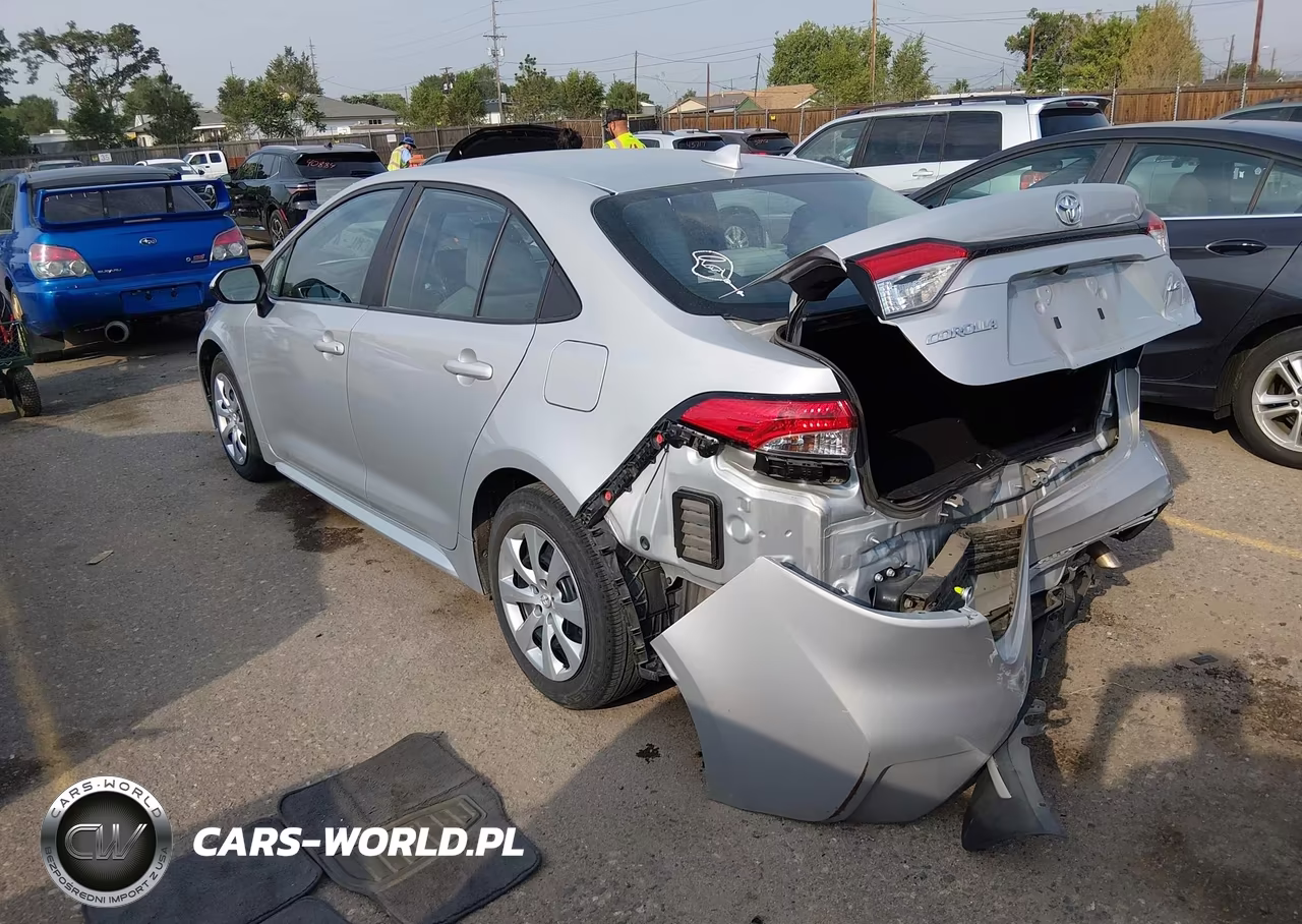 2022 Toyota Corolla Le VIN:5YFEPMAE9NP339632 - 3
