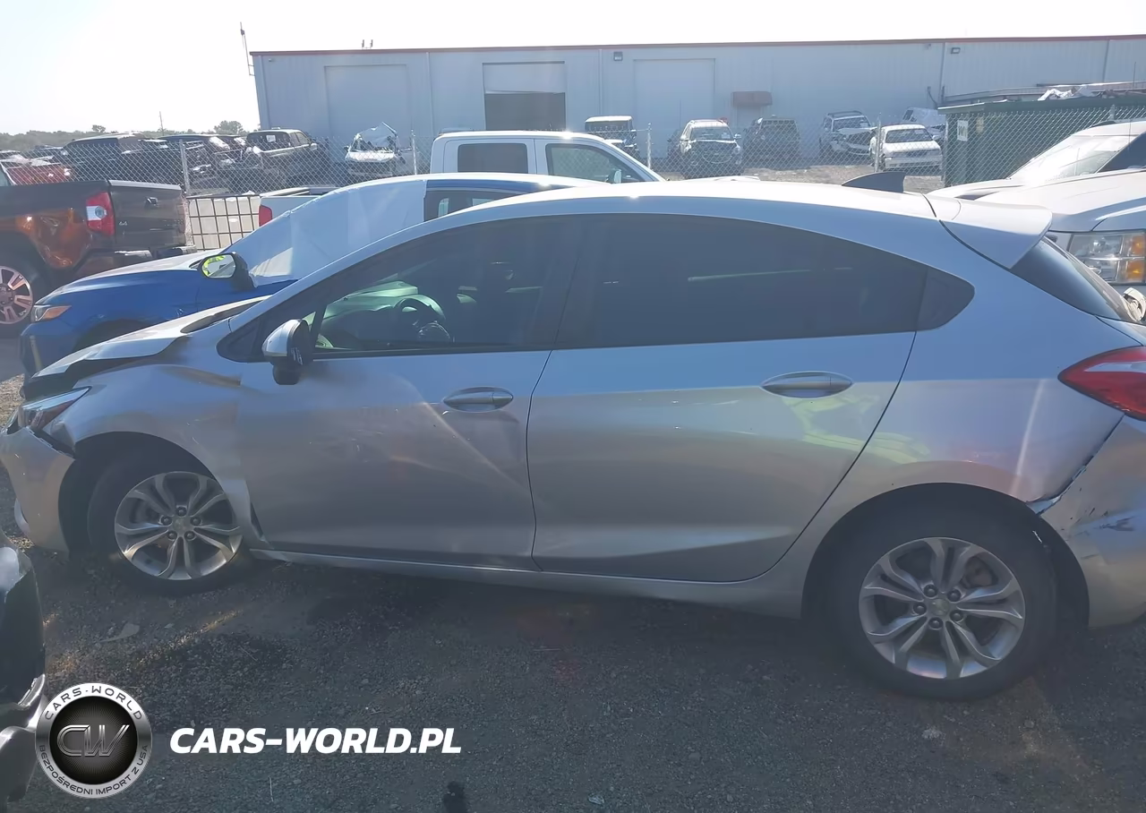2019 Chevrolet Cruze Ls VIN:3G1BC6SM1KS536026 - 14