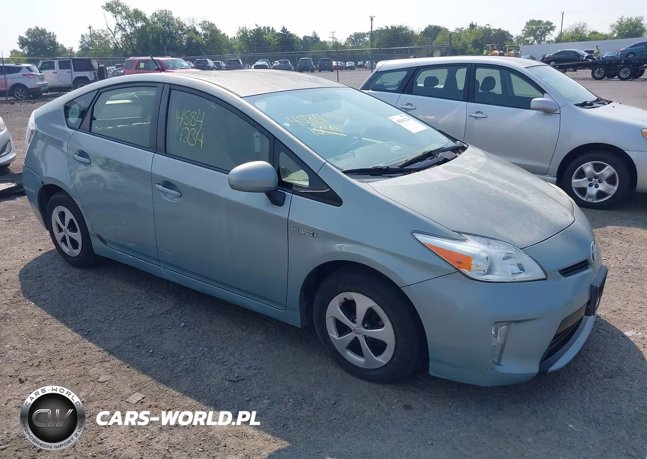 2013 Toyota Prius Three – zdjęcie 1 z 19