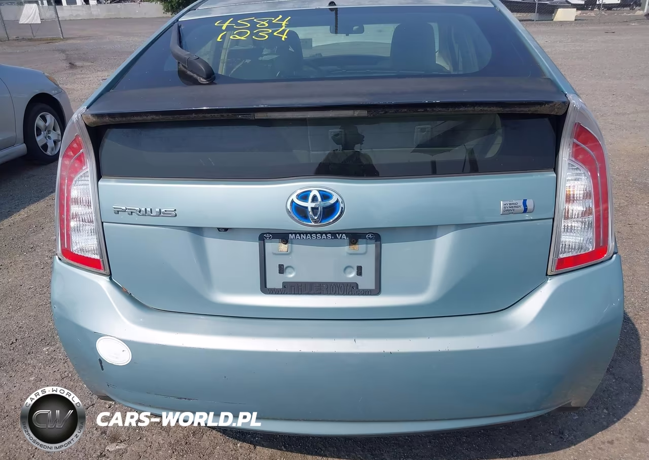 2013 Toyota Prius Three VIN:JTDKN3DU0D5651825 - 19