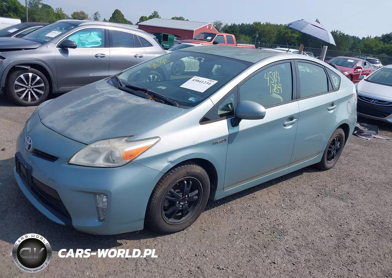 2013 Toyota Prius Three VIN:JTDKN3DU0D5651825 - 2