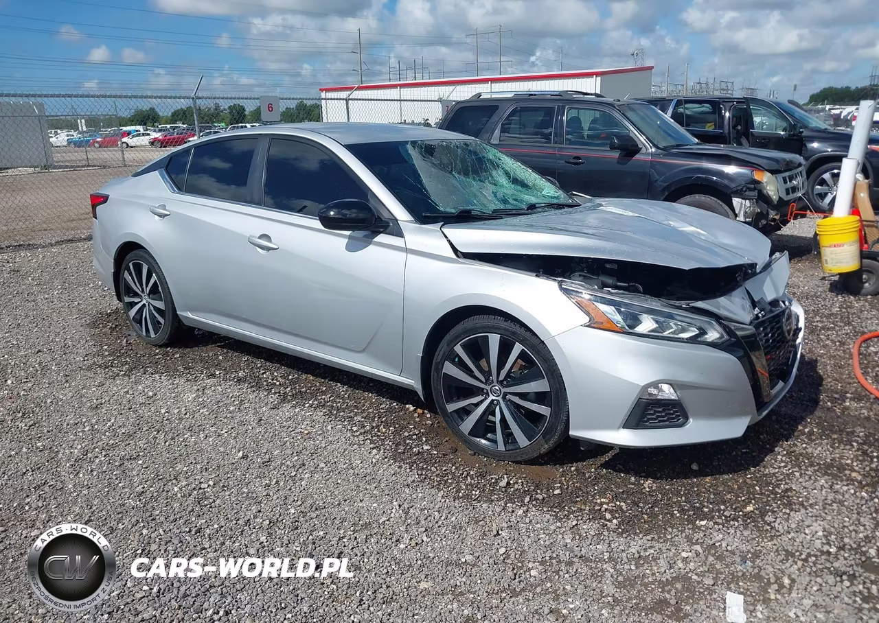 2022 Nissan Altima Sr Fwd