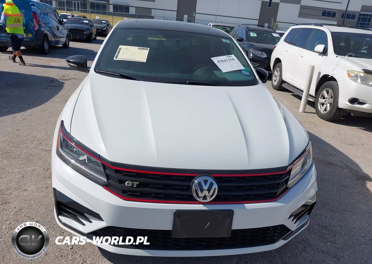 2018 Volkswagen Passat 3.6L V6 Gt VIN:1VWJM7A3XJC036284 - 12