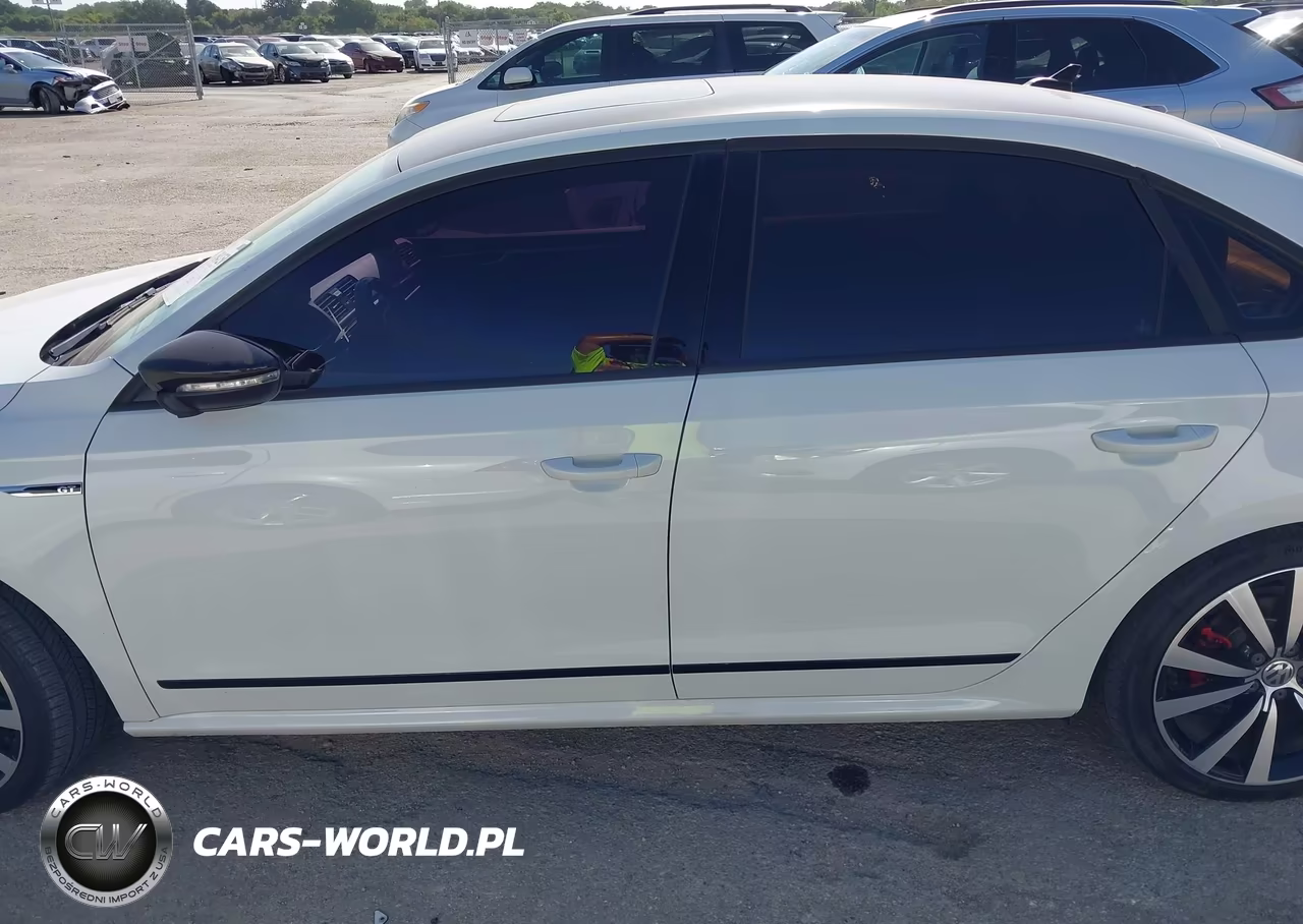 2018 Volkswagen Passat 3.6L V6 Gt VIN:1VWJM7A3XJC036284 - 14