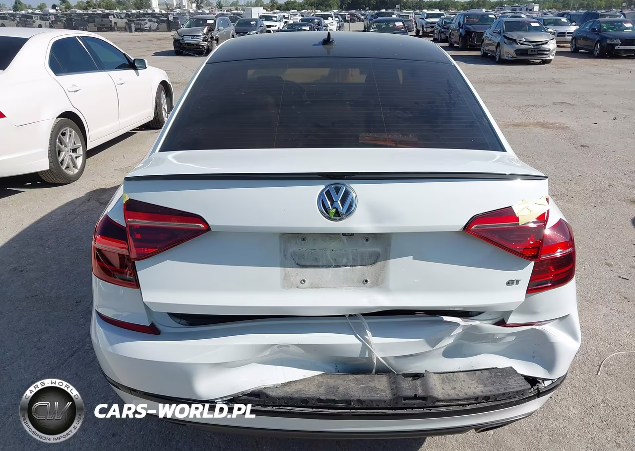 2018 Volkswagen Passat 3.6L V6 Gt VIN:1VWJM7A3XJC036284 - 16
