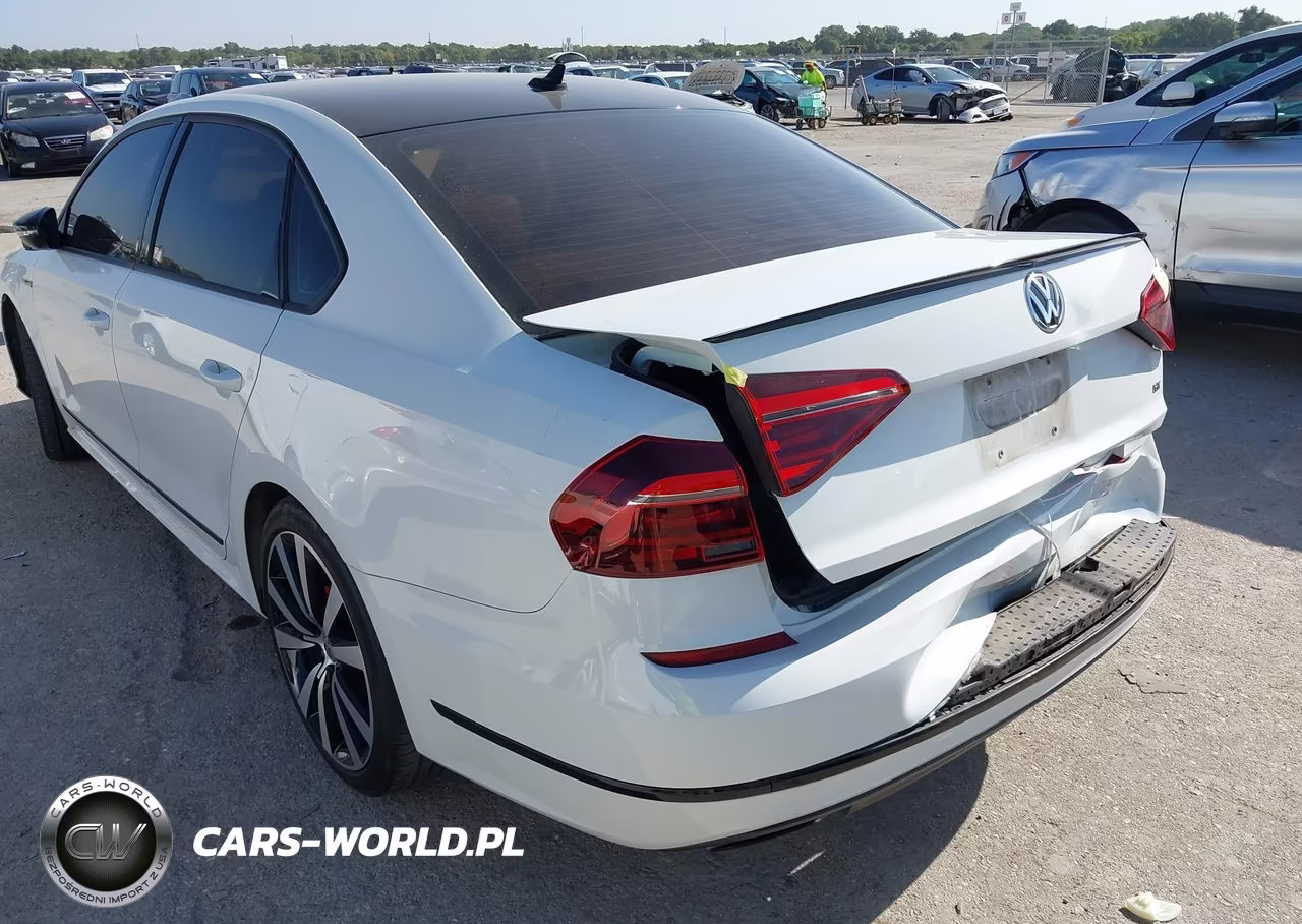 2018 Volkswagen Passat 3.6L V6 Gt VIN:1VWJM7A3XJC036284 - 18