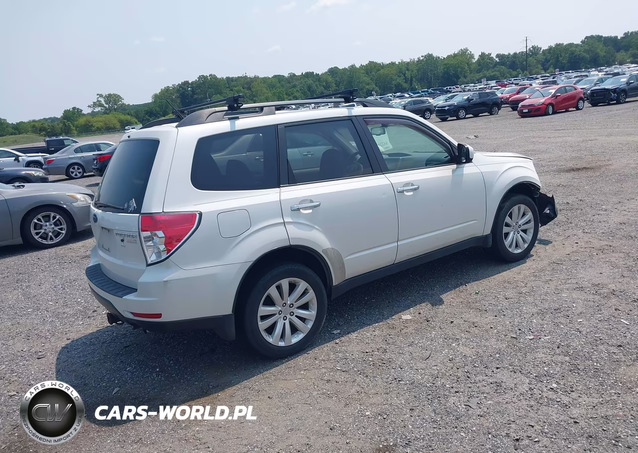 2011 Subaru Forester 2.5X Premium VIN:JF2SHADC7BH753395 - 4