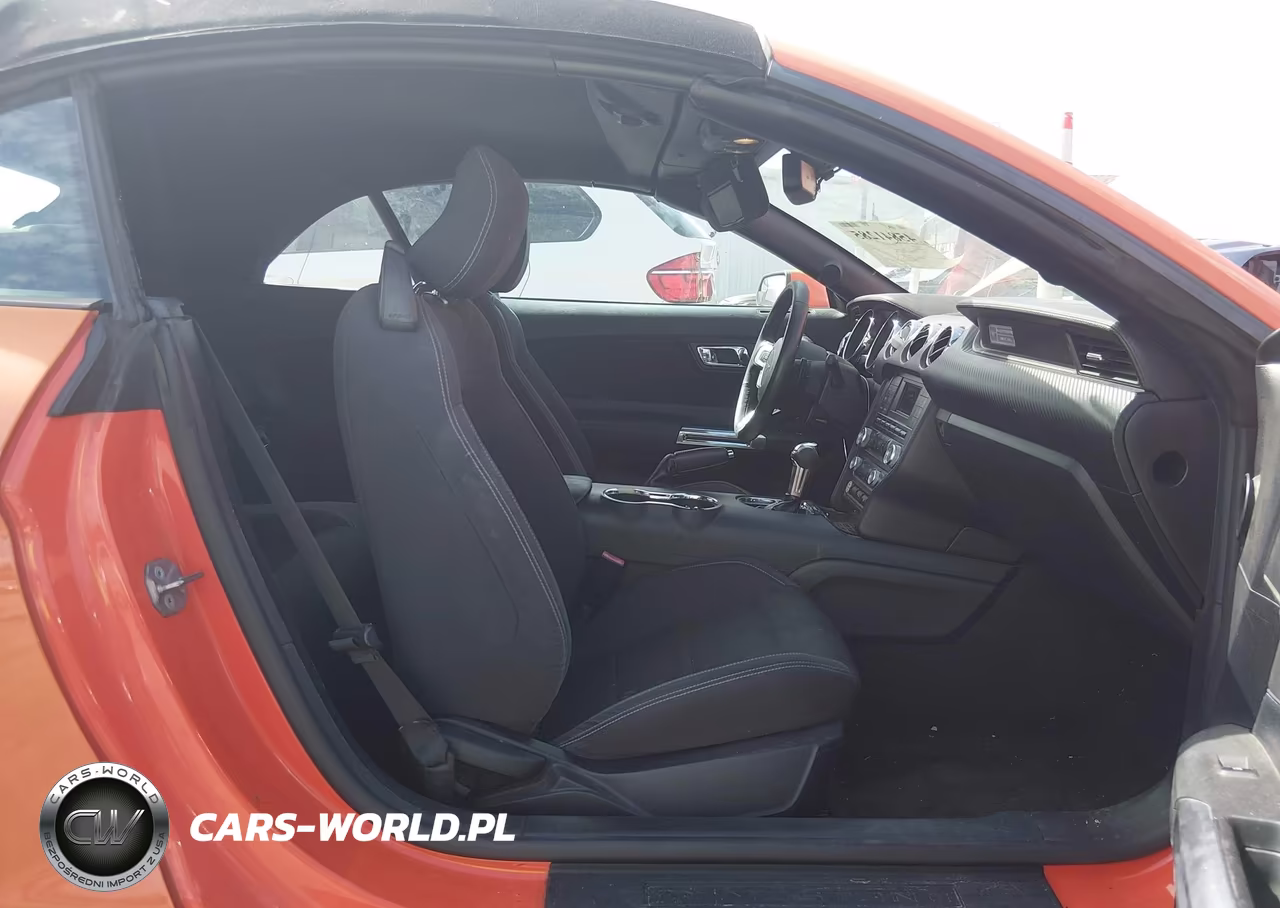 2016 Ford Mustang V6 VIN:1FATP8EM9G5238337 - 5
