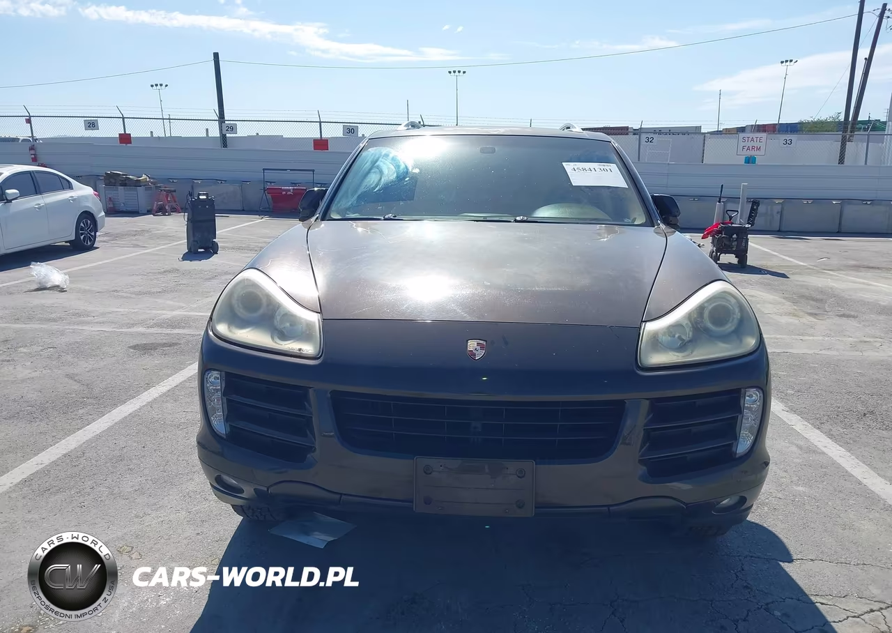 2010 Porsche Cayenne VIN:WP1AA2AP1ALA03660 - 13