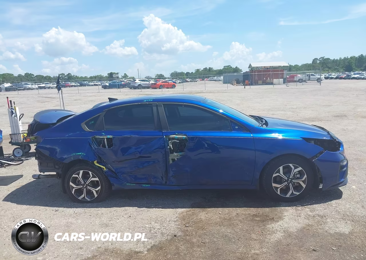 2019 Kia Forte Lxs VIN:3KPF24AD3KE123315 - 14