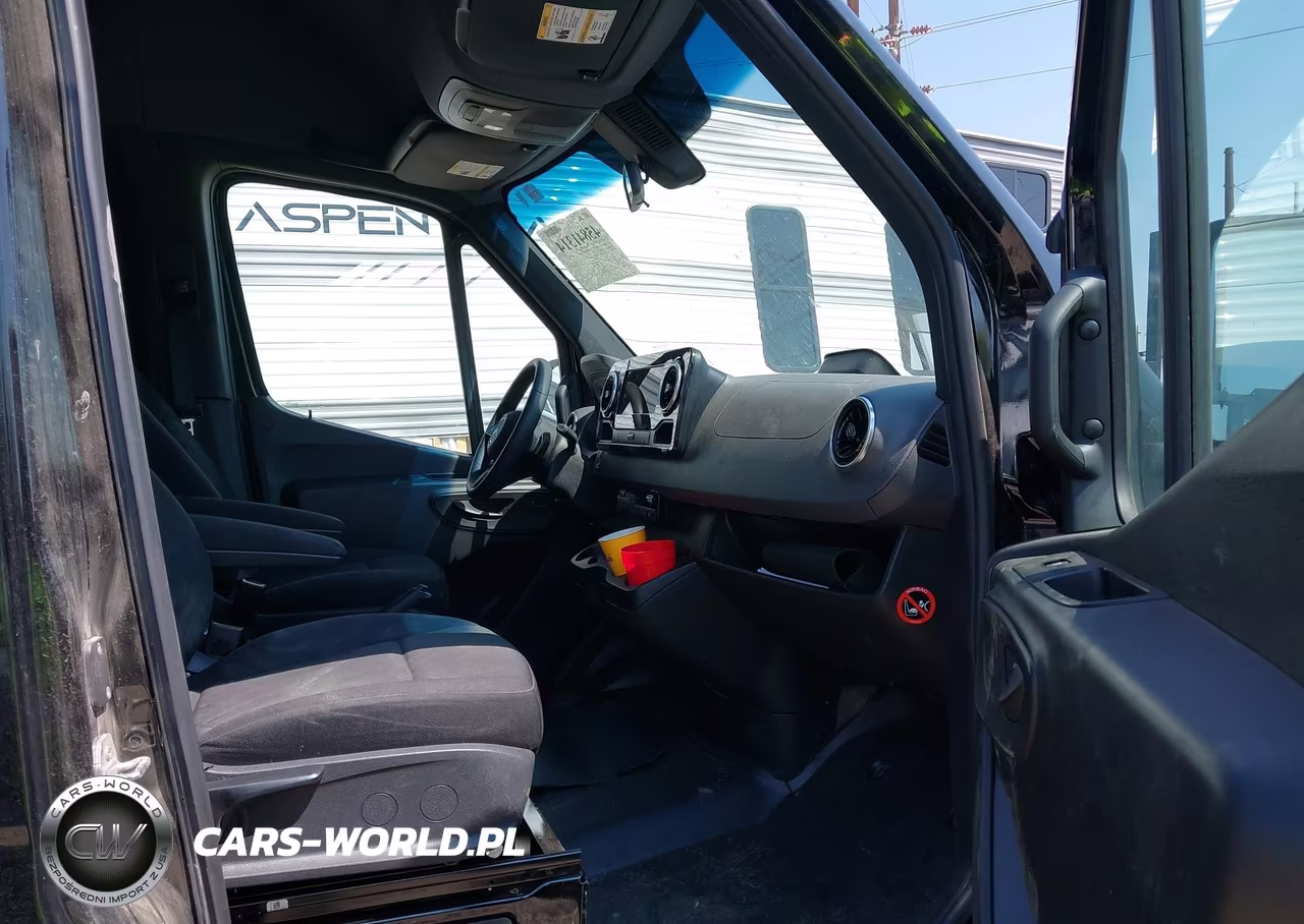 2025 Mercedes-Benz Sprinter 2500 High Roof 4-Cyl Diesel VIN:W1Z4KGHY4ST217204 - 5