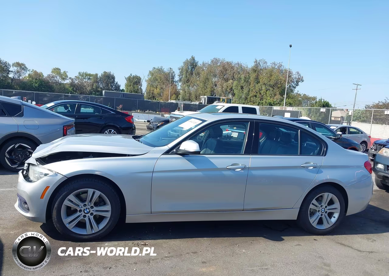2016 BMW 328I xDrive VIN:WBA8E3G57GNU04852 - 14