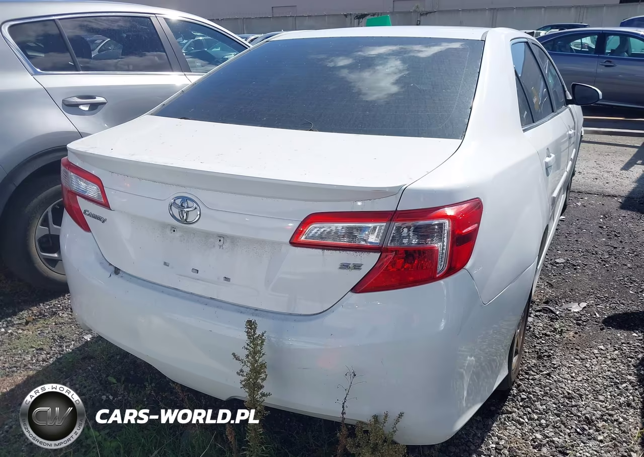 2013 Toyota Camry Se VIN:4T1BF1FK4DU689623 - 16