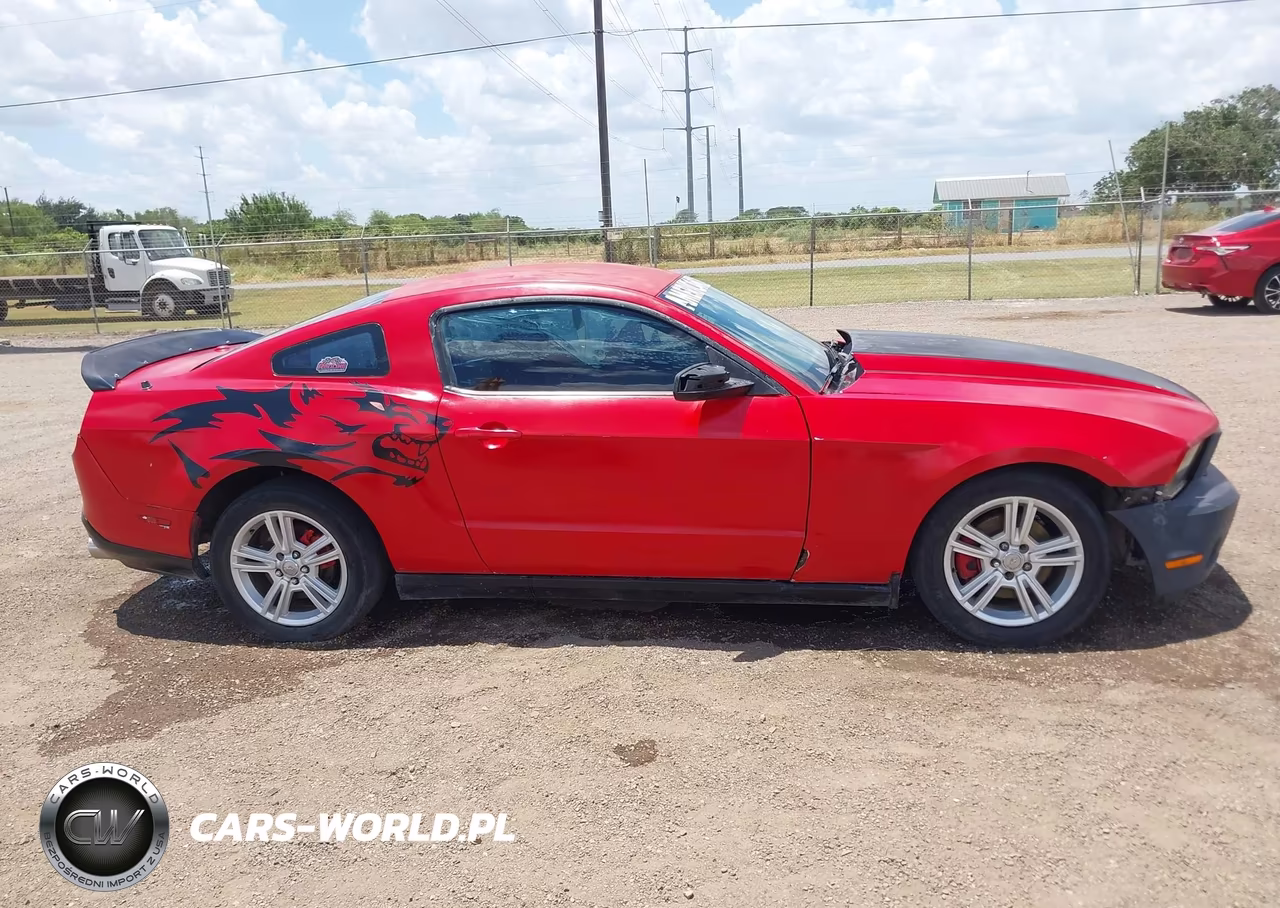 2012 Ford Mustang V6 Premium VIN:1ZVBP8AM5C5212210 - 12