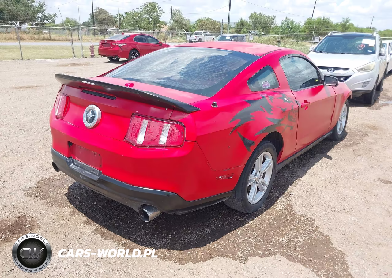 2012 Ford Mustang V6 Premium VIN:1ZVBP8AM5C5212210 - 4