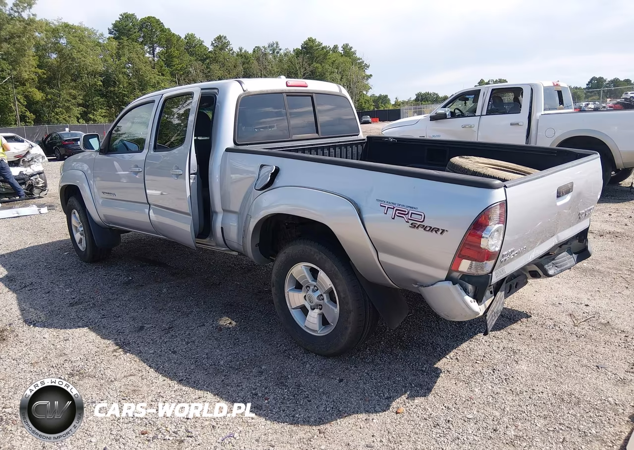 2010 Toyota Tacoma Prerunner V6 VIN:3TMKU4HN5AM025821 - 3