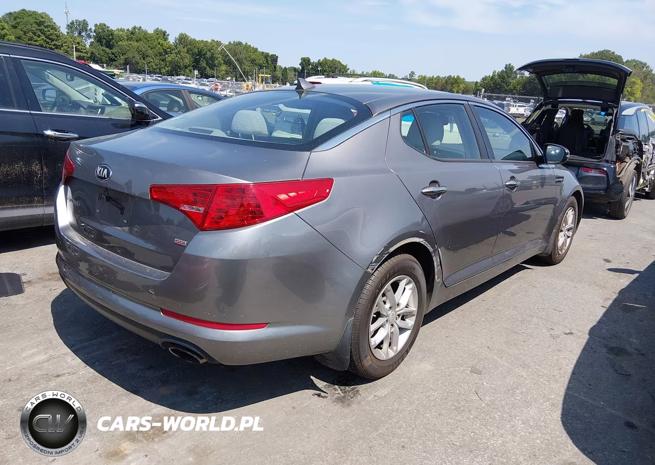 2013 Kia Optima Lx VIN:5XXGM4A72DG123051 - 4