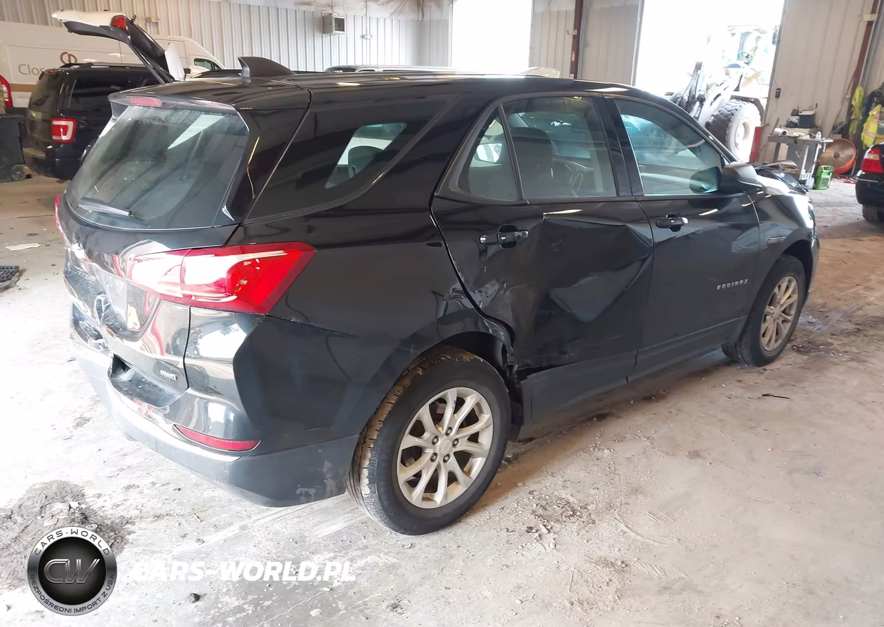 2018 Chevrolet Equinox Ls VIN:2GNAXREV9J6292501 - 4