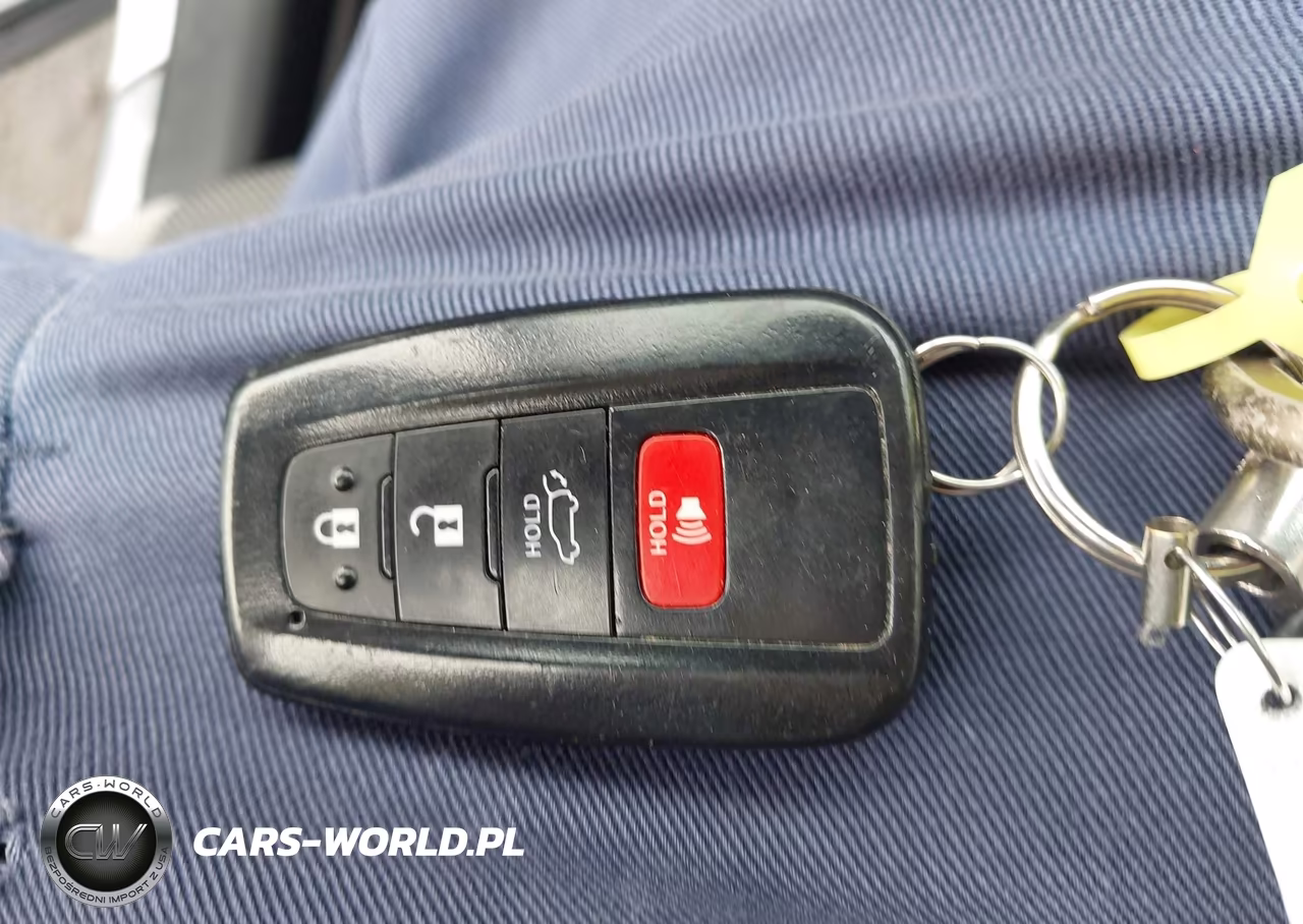 2024 Toyota Rav4 Hybrid Xle VIN:2T3RWRFV1RW248005 - 11