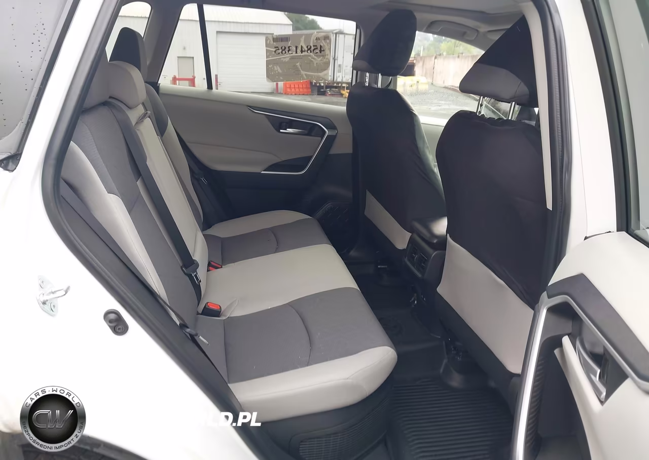 2024 Toyota Rav4 Hybrid Xle VIN:2T3RWRFV1RW248005 - 8