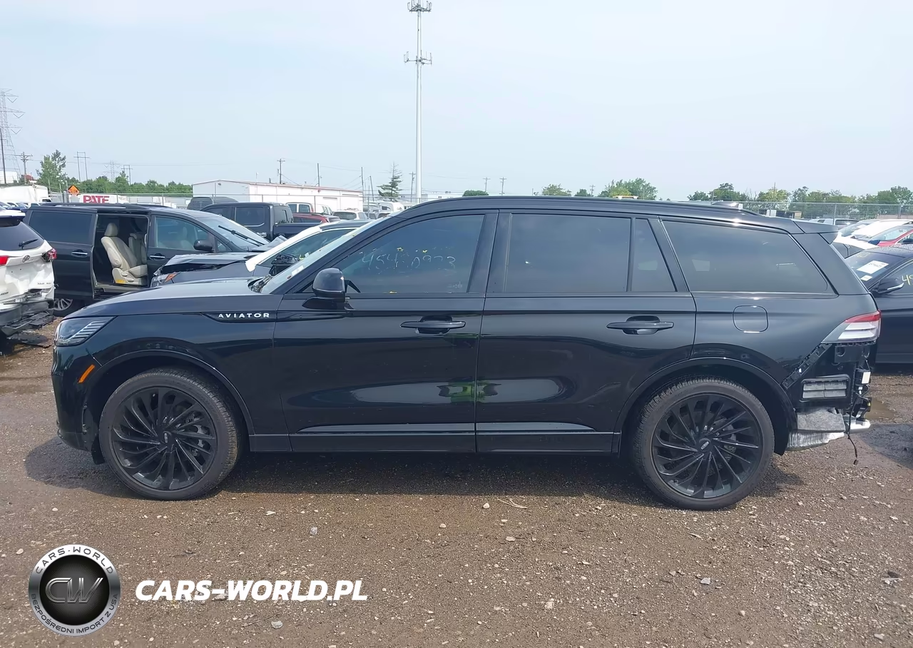 2025 Lincoln Aviator Reserve VIN:5LM5J7XC7SGL12007 - 15