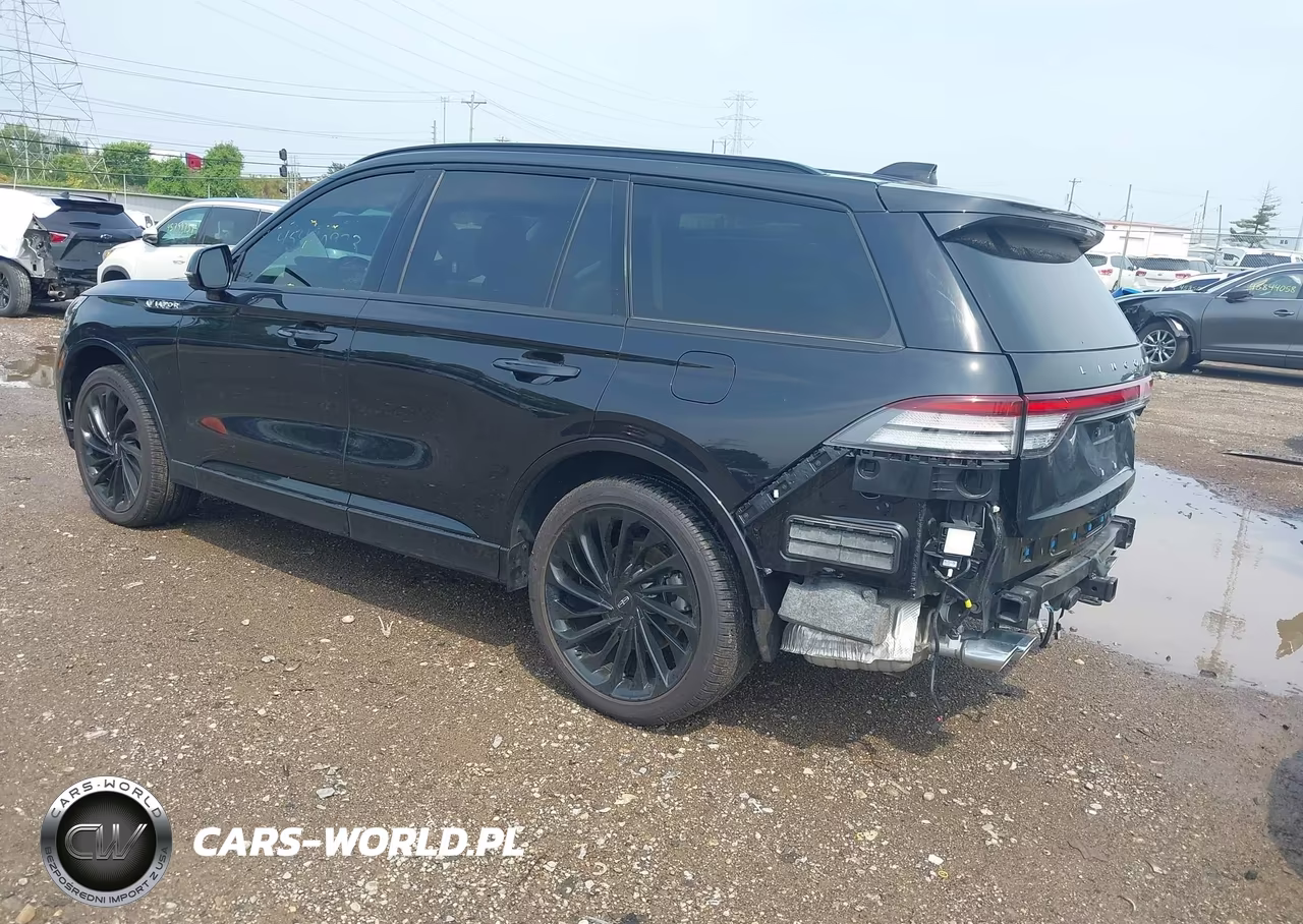 2025 Lincoln Aviator Reserve VIN:5LM5J7XC7SGL12007 - 3
