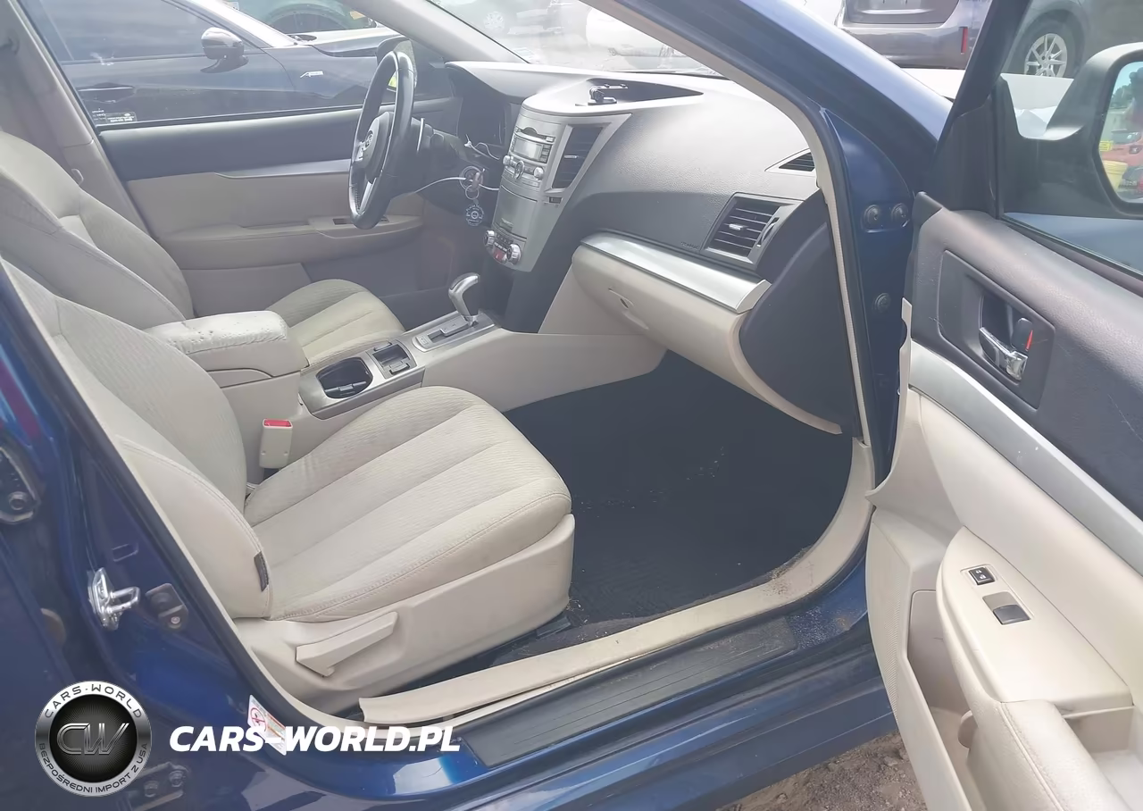 2010 Subaru Legacy 2.5I Premium VIN:4S3BMBG64A3229705 - 5