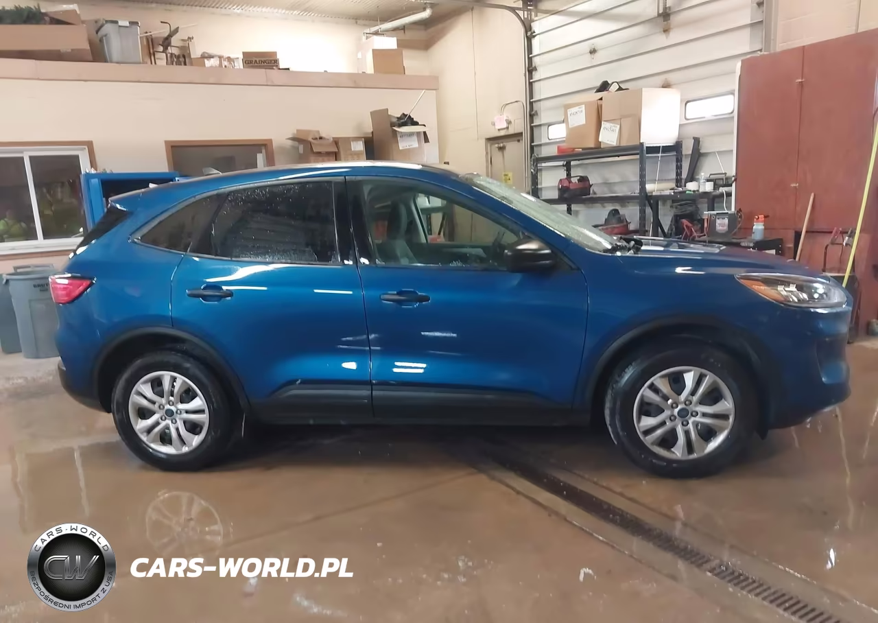2022 Ford Escape S VIN:1FMCU9F69NUB49715 - 18