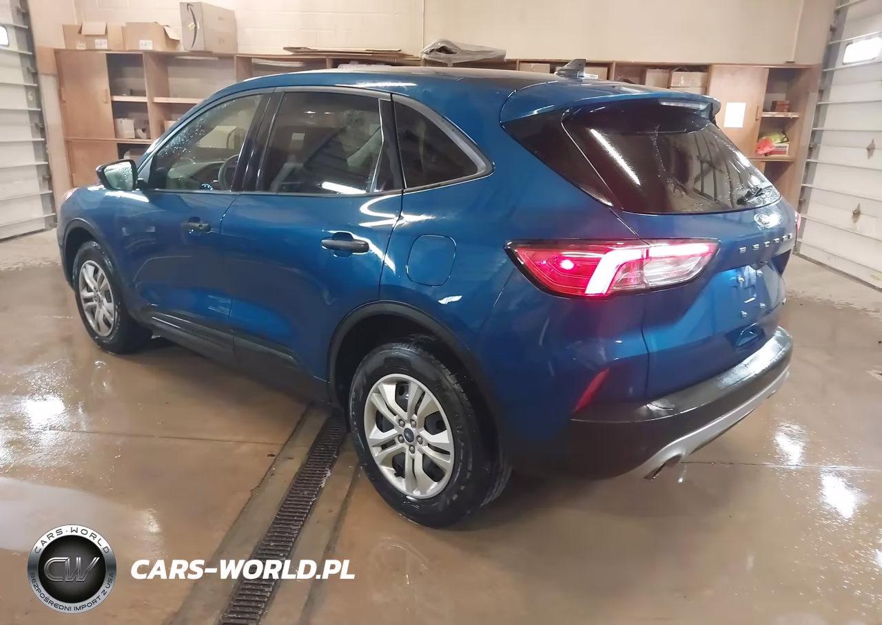 2022 Ford Escape S VIN:1FMCU9F69NUB49715 - 3