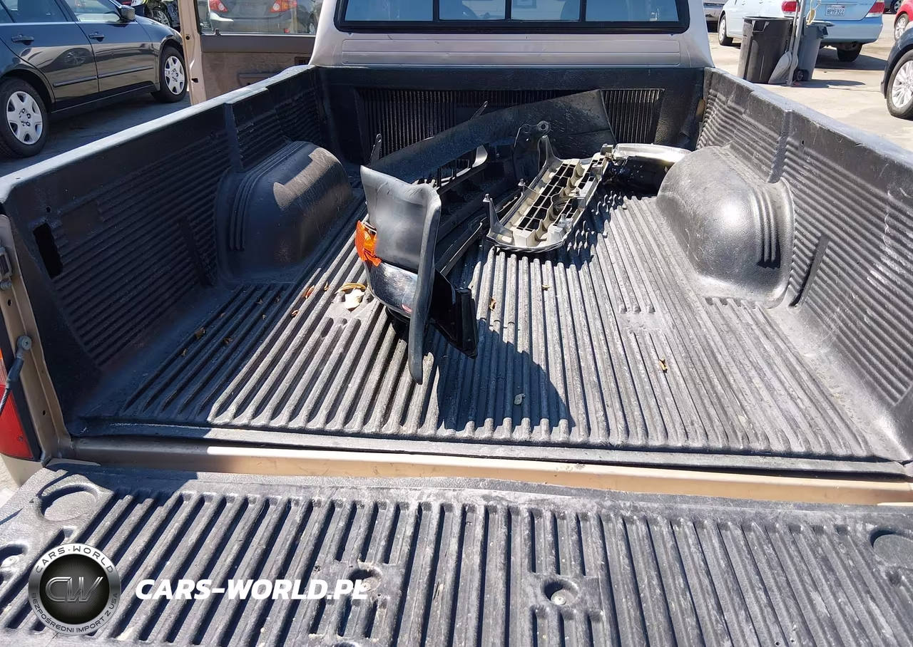 1998 Toyota Tacoma VIN:4TAVL52N6WZ016982 - 13