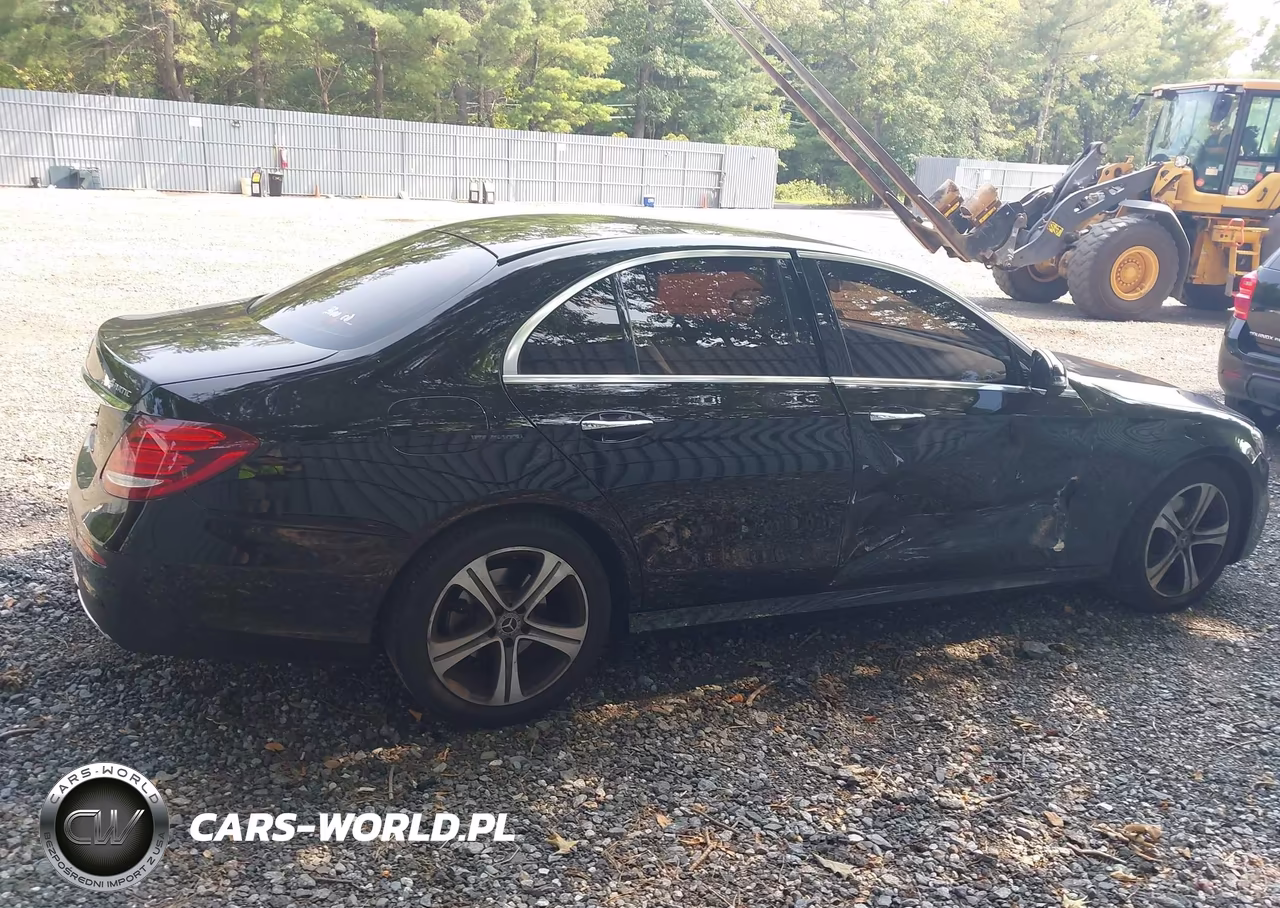 2019 Mercedes-Benz E 300 4Matic VIN:WDDZF4KB7KA556434 - 13
