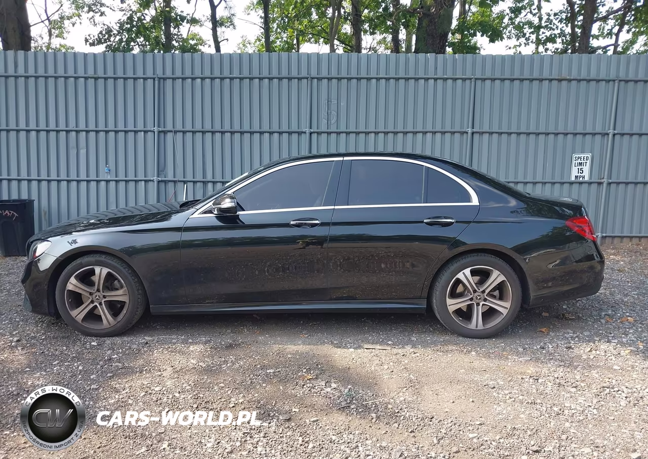 2019 Mercedes-Benz E 300 4Matic VIN:WDDZF4KB7KA556434 - 14