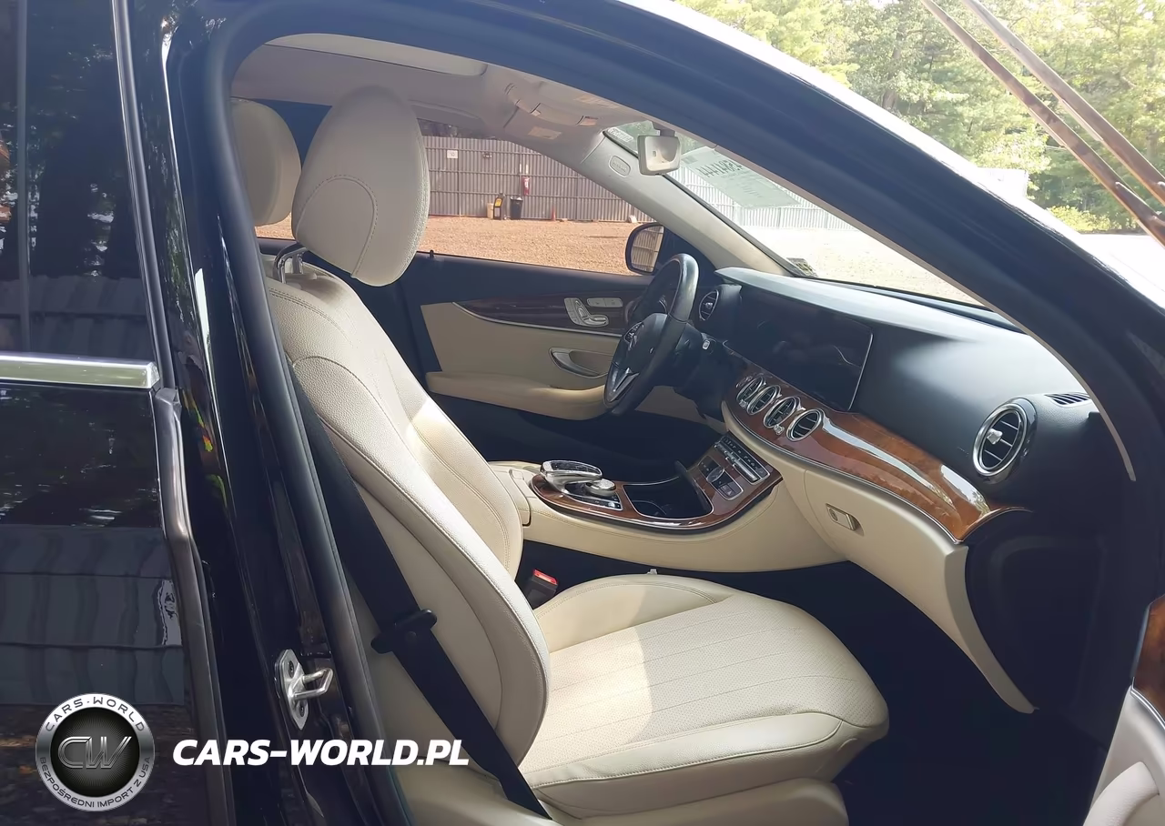 2019 Mercedes-Benz E 300 4Matic VIN:WDDZF4KB7KA556434 - 5