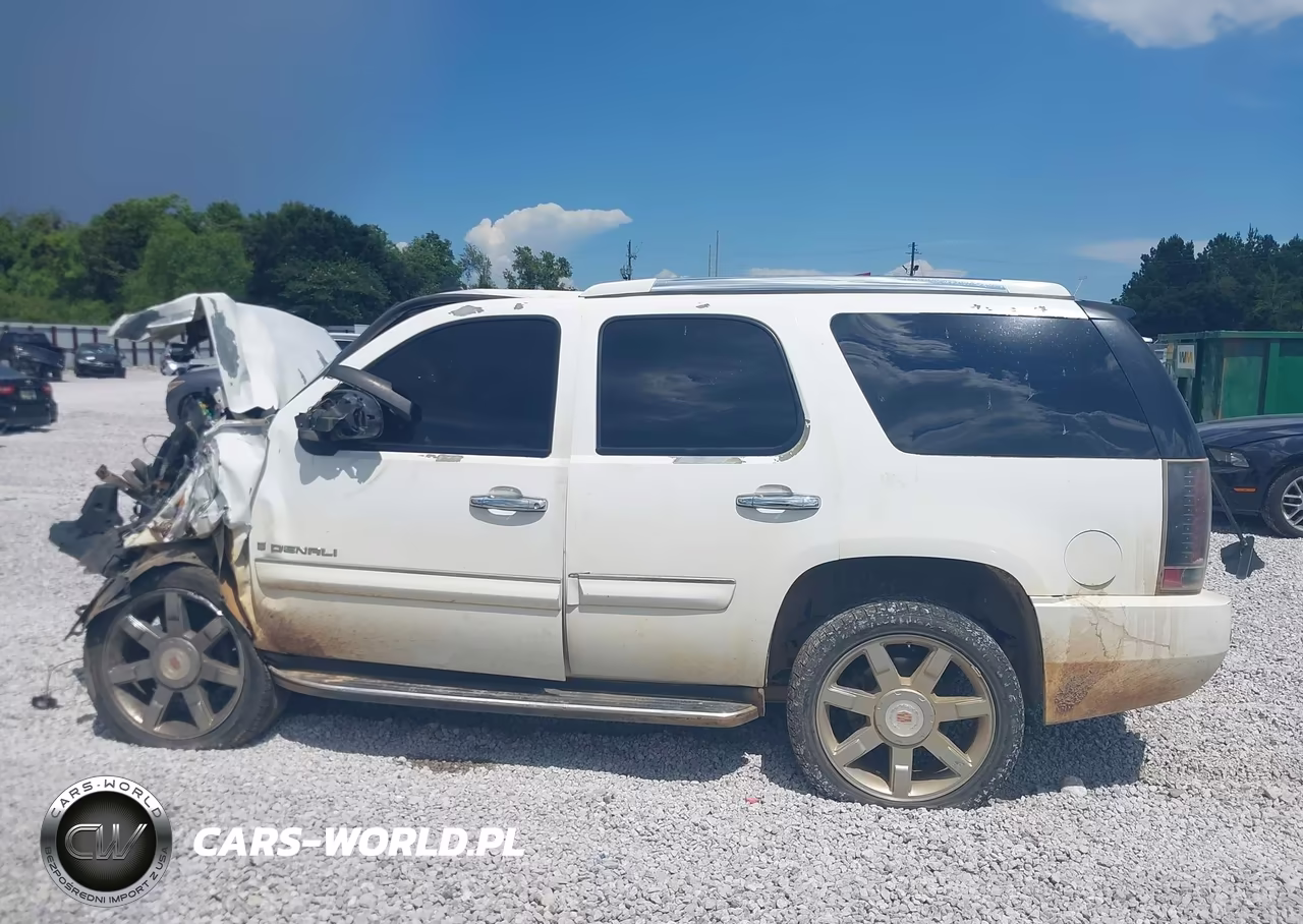 2008 GMC Yukon Denali VIN:1GKEC63848J251339 - 14
