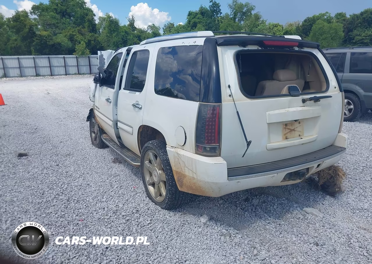 2008 GMC Yukon Denali VIN:1GKEC63848J251339 - 3