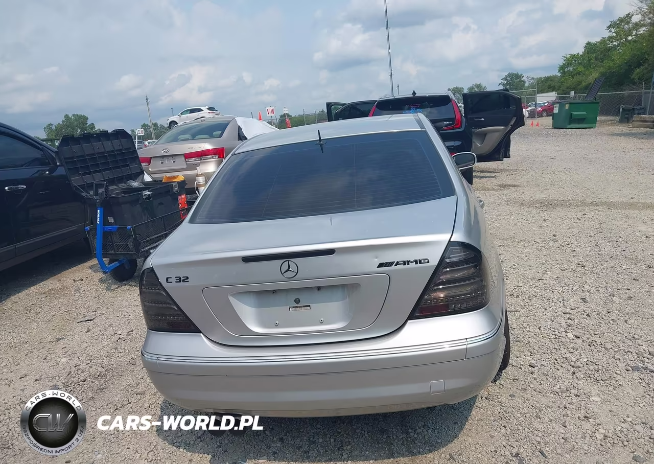 2002 Mercedes-Benz C 32 Amg VIN:WDBRF65J12F242126 - 17