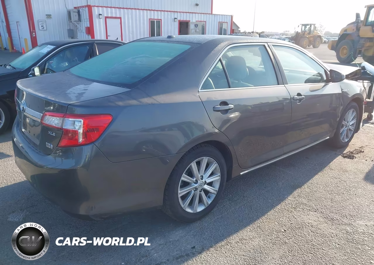 2014 Toyota Camry Hybrid Xle VIN:4T1BD1FK9EU126008 - 4